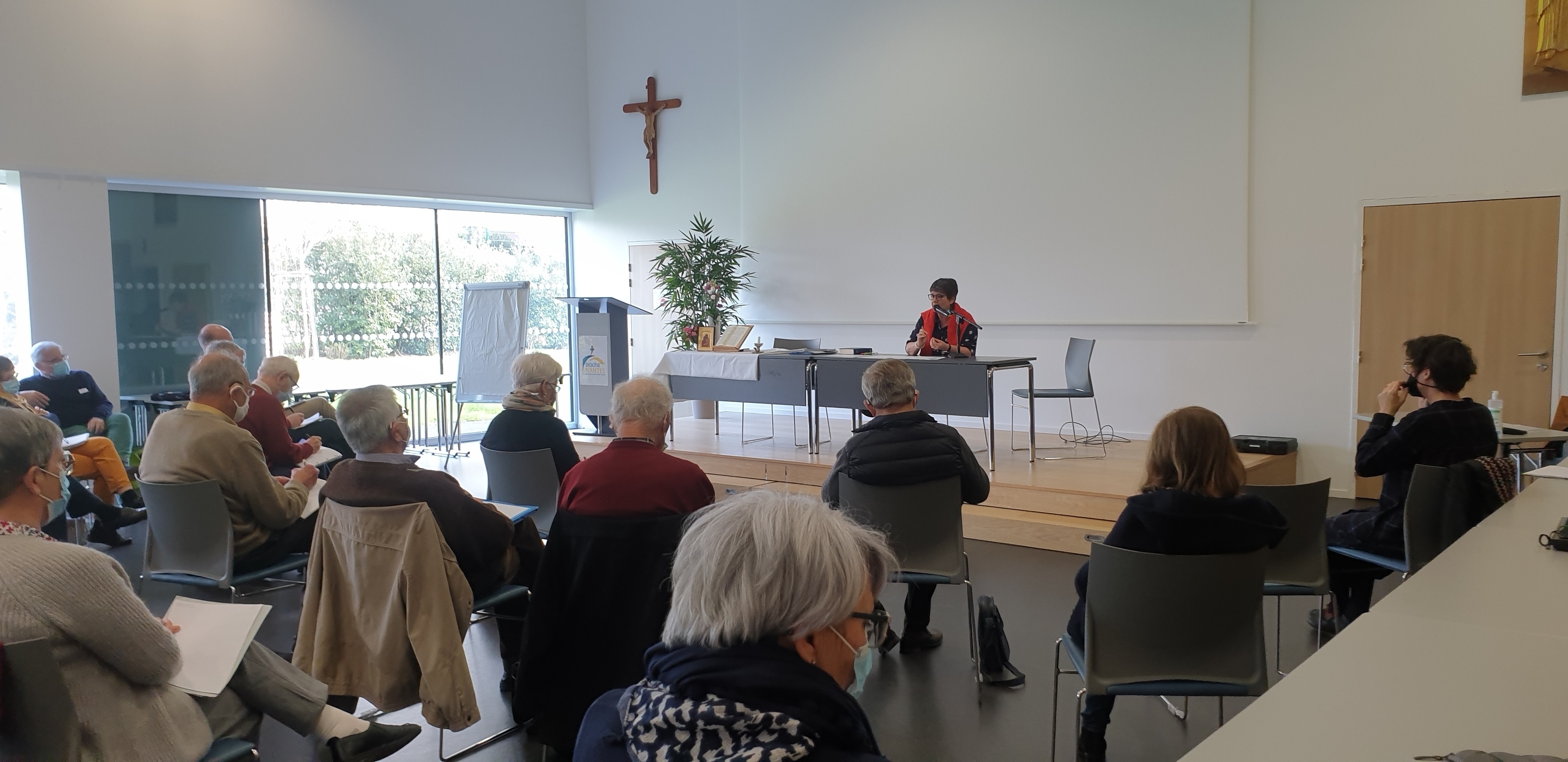 Remontées des ateliers par l'intervenante Nathalie Le Rendu.